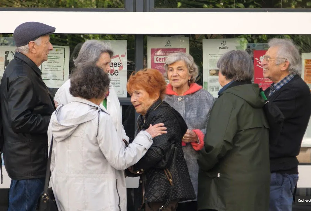 Isolement : quatre initiatives pour renouer avec les personnes âgées