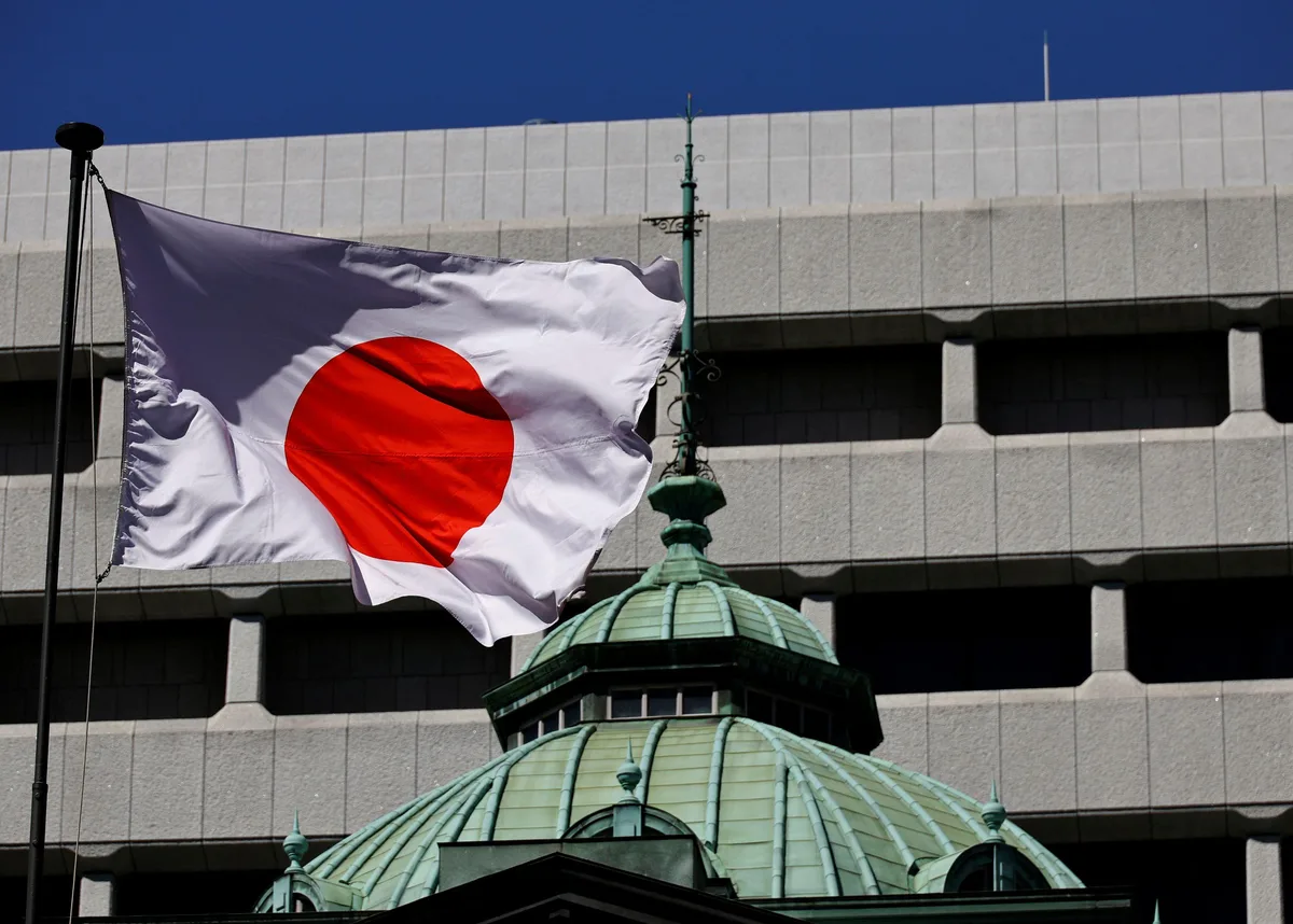 Japan to cut visa fees to 10,000 yen for foreigners in financial hardship