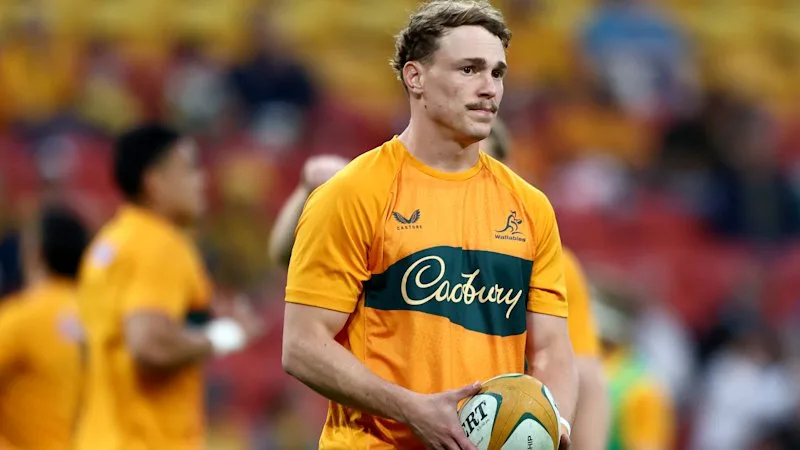 Debutant set for Bledisloe baptism as Wallabies suffer cruel setback