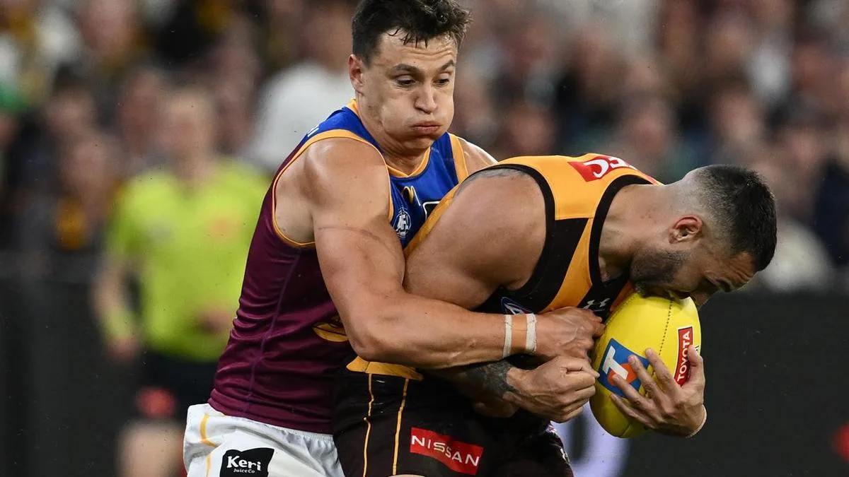 AFL backs whistleblowers for grand final duties