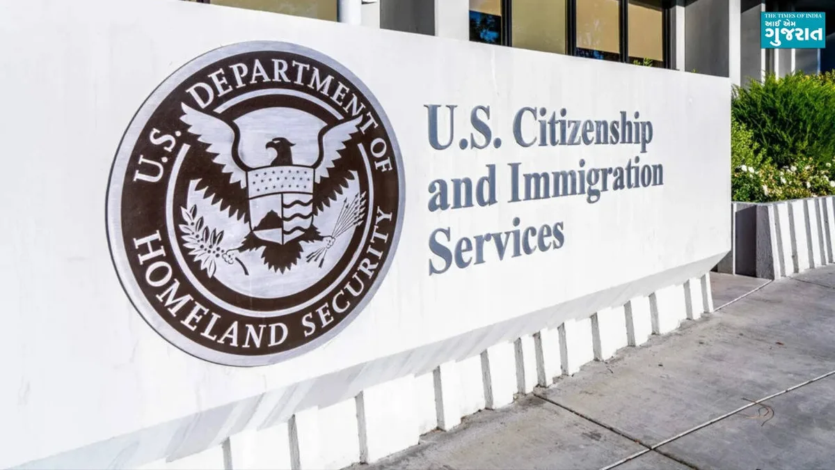 USCIS: Anyone who ‘guarantees’ a faster visa or Green Card is scamming you