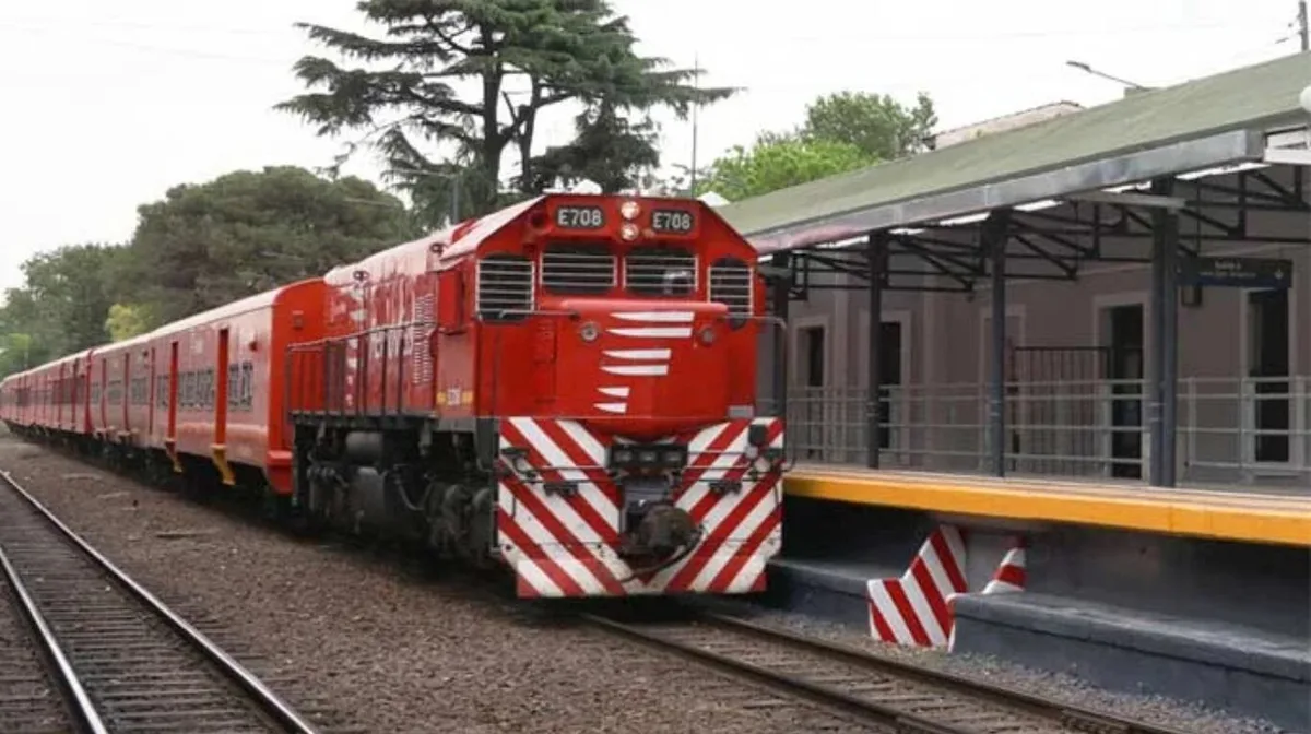 Una mujer fue arrojada del tren en movimiento durante un robo y perdió una pierna: condenaron a Ferrovías a pagarle $200.000.000