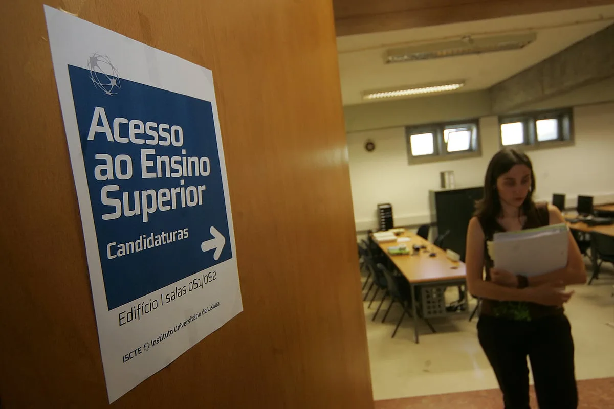 Ensino Superior: 1168 colocados na terceira fase do concurso nacional