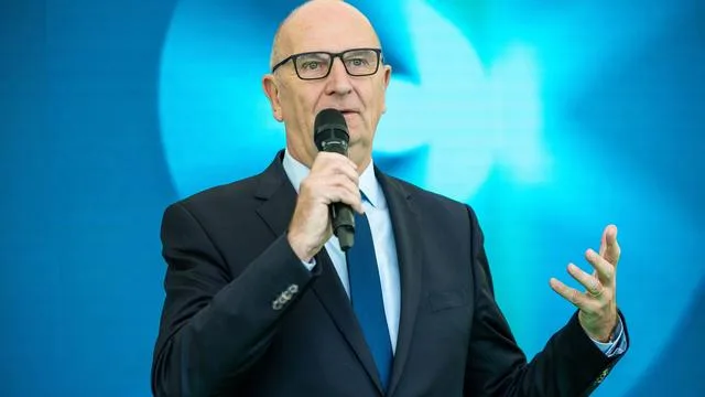 Spitzenkandidatur 2029: Woidke lässt offen: Nochmal antreten oder das Amt übergeben