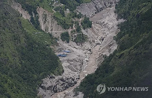 [네팔 대홍수] 韓 긴급구호대 태운 군수송기 네팔로 출발…실종자 수색 지원