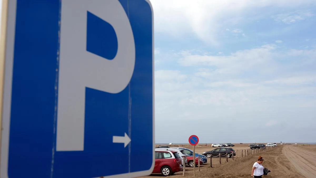 El delta del Ebro revierte el caos con la regulación del aparcamiento