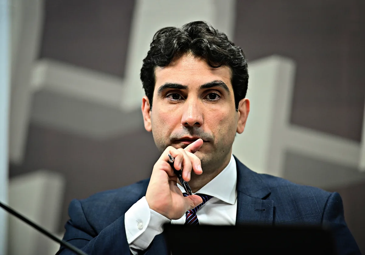 Antes de ser preso, Vorcaro pediu a Moraes encontro com Galípolo para ‘resolver tudo’