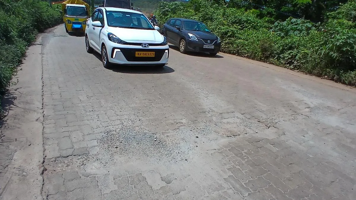 Potholes, craters resurface on Kulur twin bridges, affecting traffic