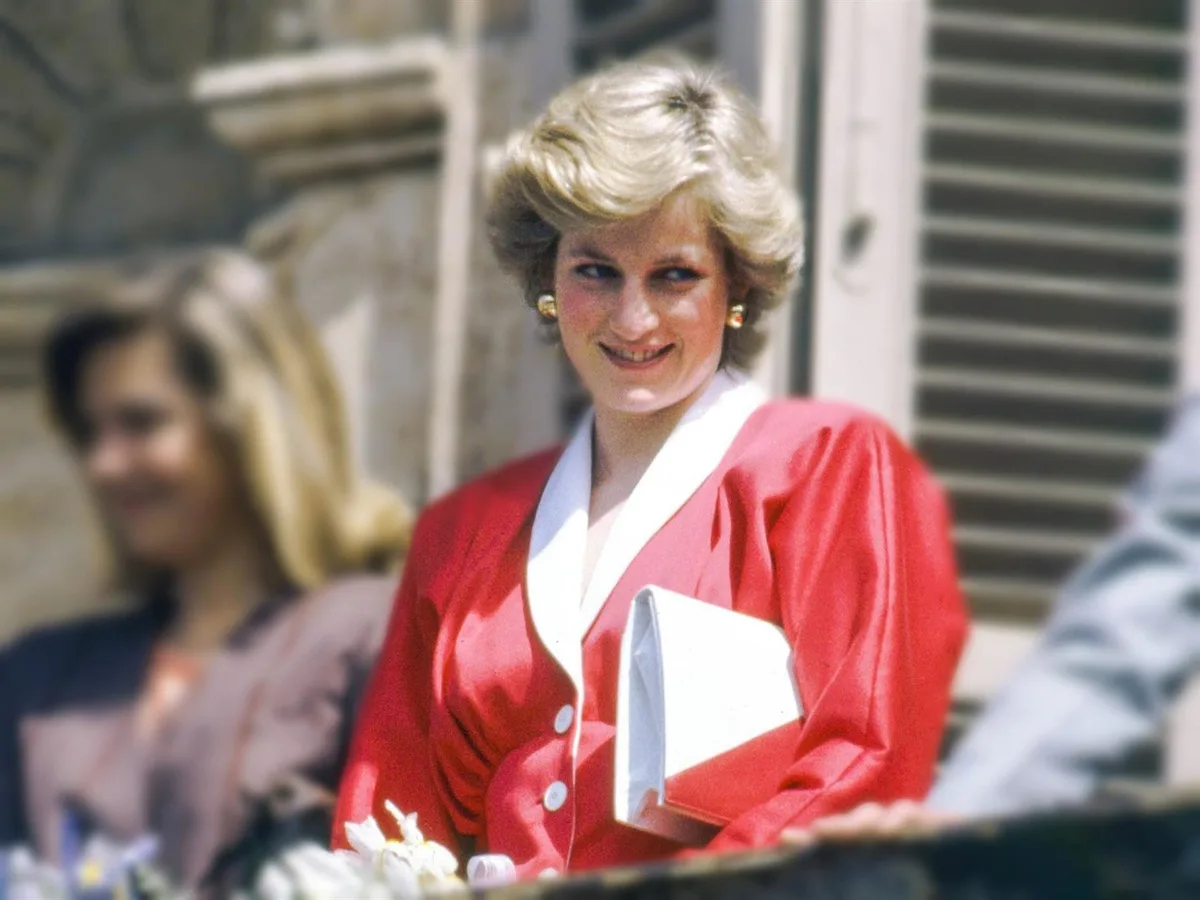El hermano de Lady Di publica la historia de la vida de la icónica Princesa Diana: "El canto del cisne"