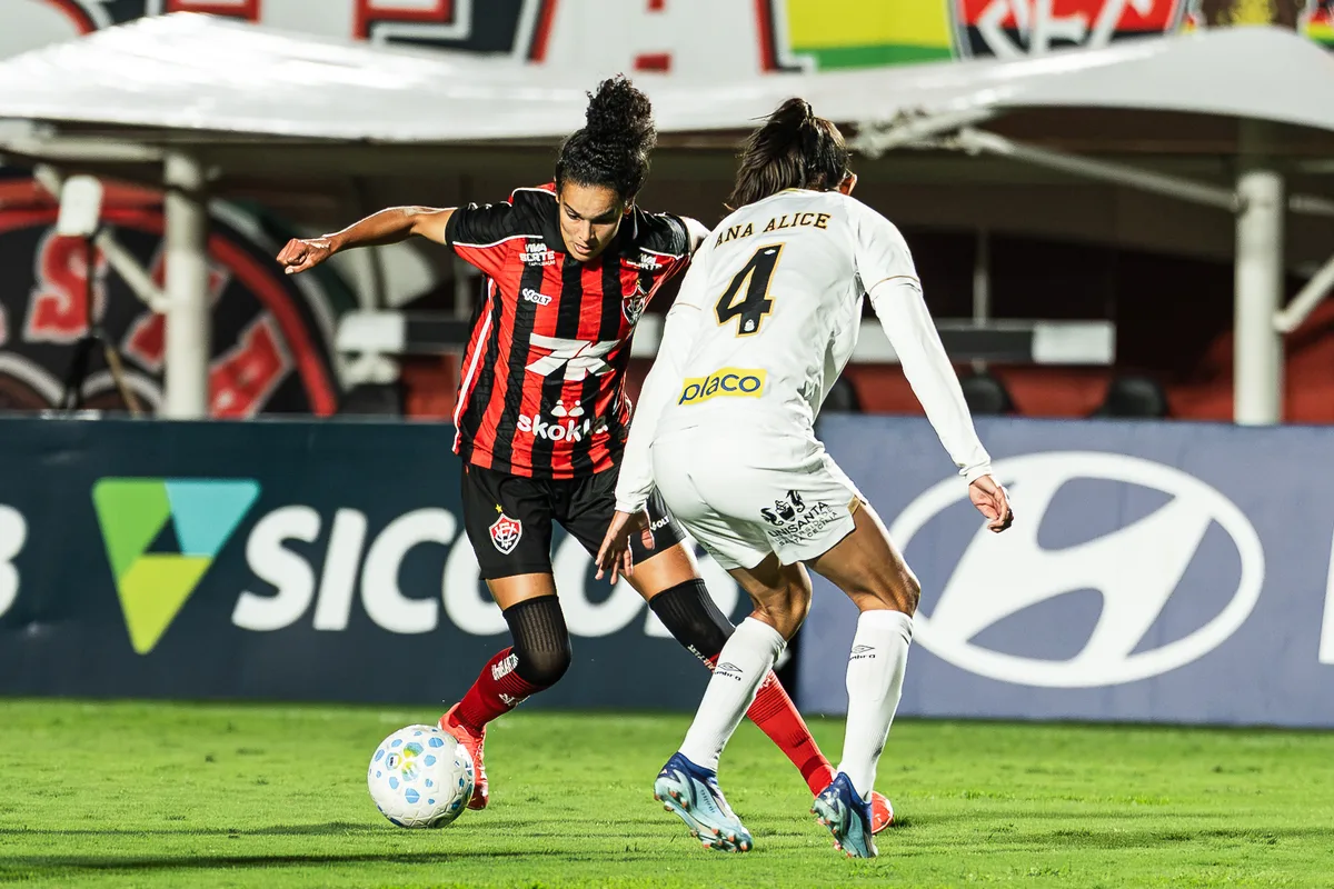 Vitória luta, mas acaba rebaixado no Brasileirão Feminino
