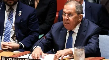 Lavrov garante na ONU que Rússia "não vai interromper" a guerra