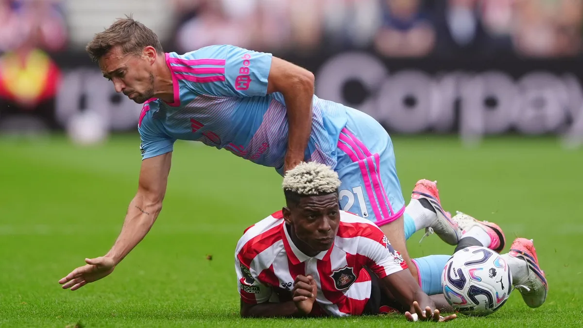 King fires good Fulham chance over at Sunderland LIVE!
