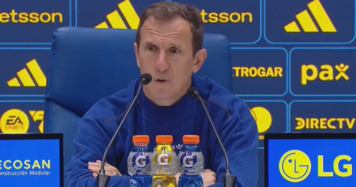 Arruabarrena habló sobre la posible titularidad de Paredes del martes y sentenció: "Los 33 del plantel vamos a viajar a Brasil"