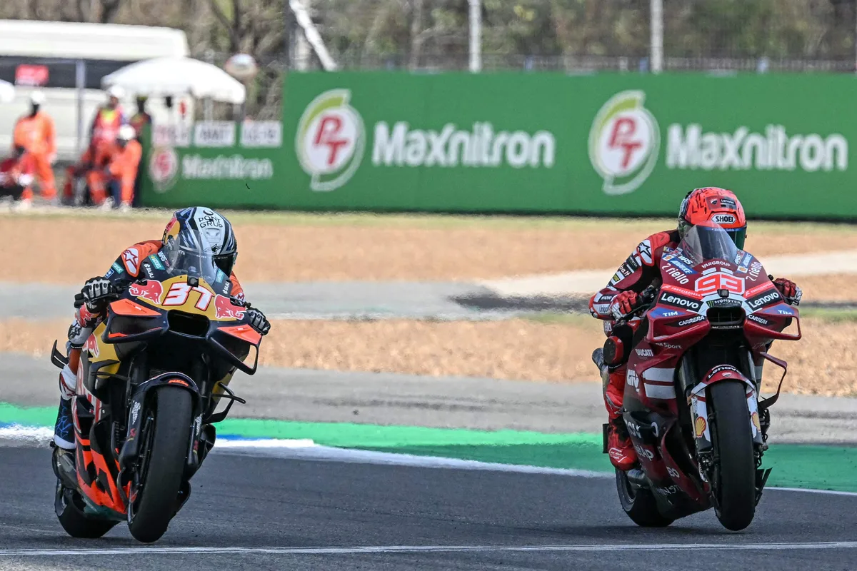 Acosta señala su diferencia con Márquez