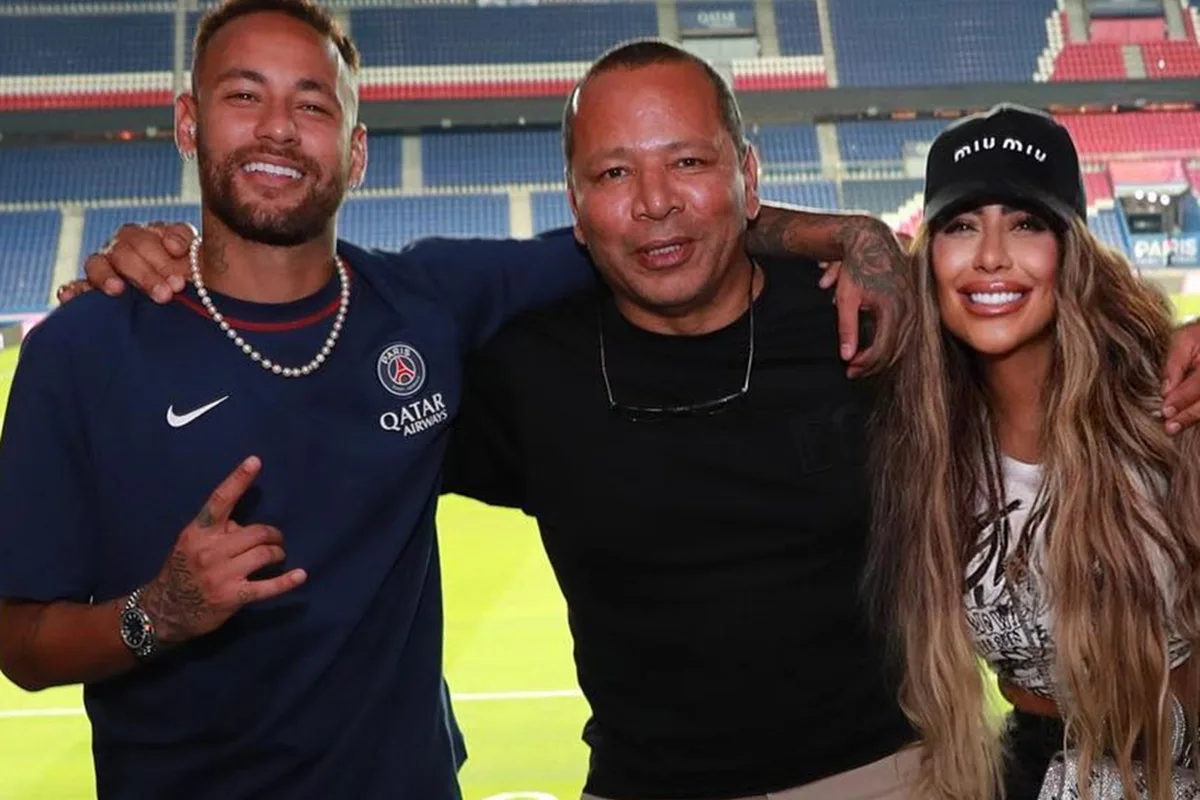 Transfer ban: Santos quita dívida com ajuda de empresa de Neymar Pai