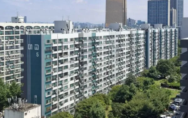 '역대급 속도' 여의도 대교, 조합 설립 2년 7개월 만에 오는 10월 이주