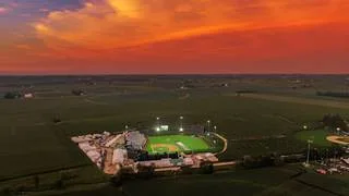 MLB: Medias Rojas y Reales chocarán en el esperado Juego de los Sueños de 2027