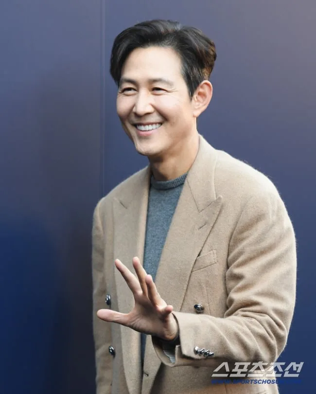 정우성·이정재, 절친 사이에 무슨 일…2년 만에 ‘아티스트’ 이름까지 지운다