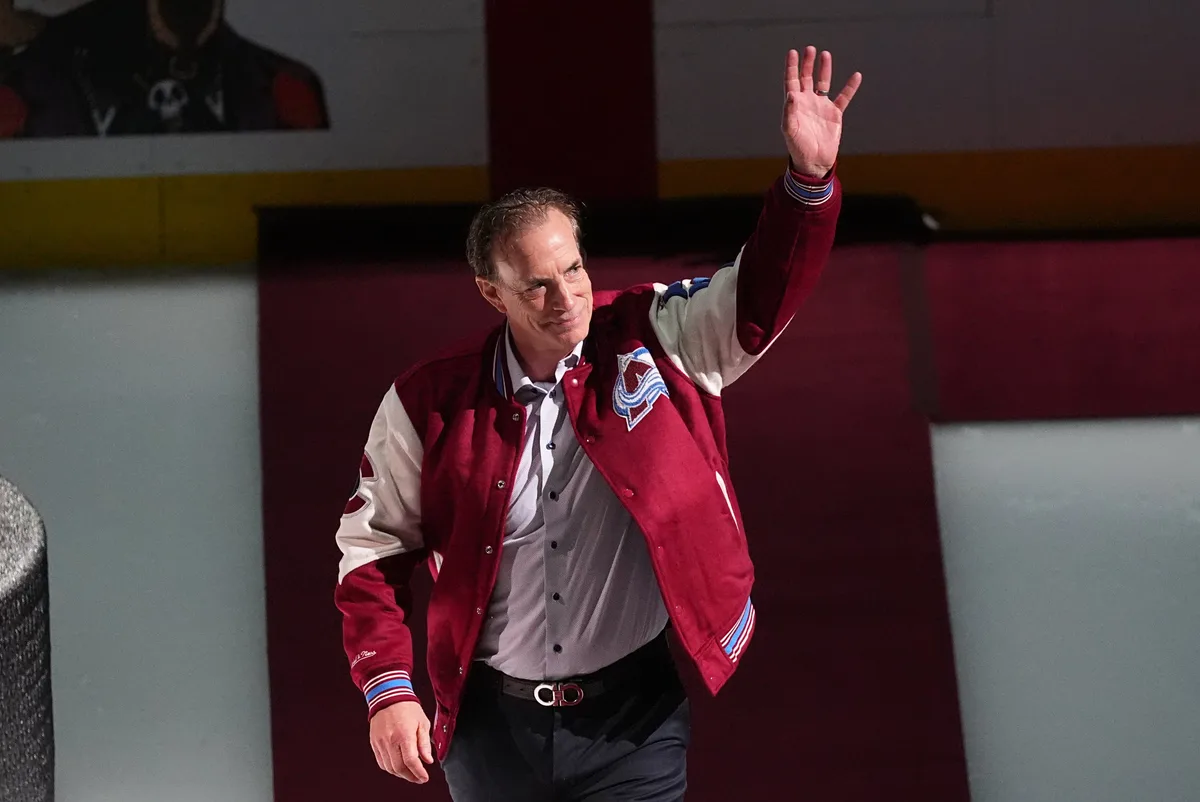 Joe Sakic plans to indefinitely stay in GM role for Avs with no search scheduled, per source