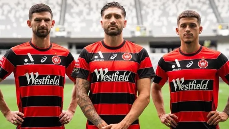 Wanderers suffer major blow as new captain Brandon Borrello faces Sydney derby absence