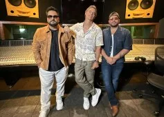 Carlos Baute’s ‘Colgando en Tus Manos’ Joins YouTube’s Billion Views Club: ‘It Belongs to All of You’