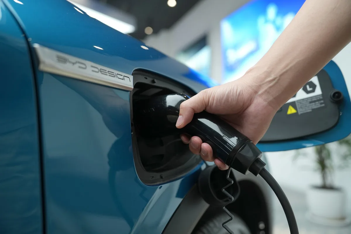 Oficial y confirmado: el nuevo programa que ofrece US$3500 de descuento para autos eléctricos en California