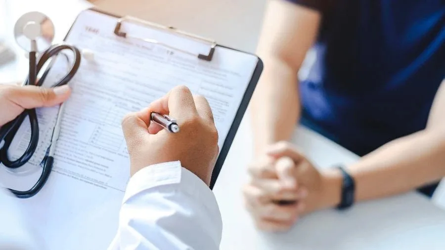 Consultas médicas: cidade no ES aperta o cerco contra quem "agendou, faltou"