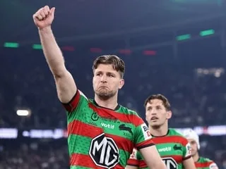 Autorisé à disputer un dernier match, ce joueur de rugby atteint de la maladie de Charcot a ému aux larmes tout un stade