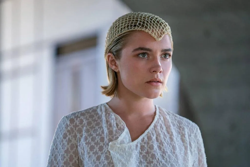RUMOR: Florence Pugh pode estrelar ‘The Moneypenny Diaries’, spin-off de ‘007’