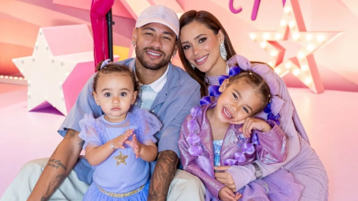 ‘As fotos que você escolhe’: Bruna Biancardi reage após Neymar compartilhar imagens raras no aniversário de Mavie