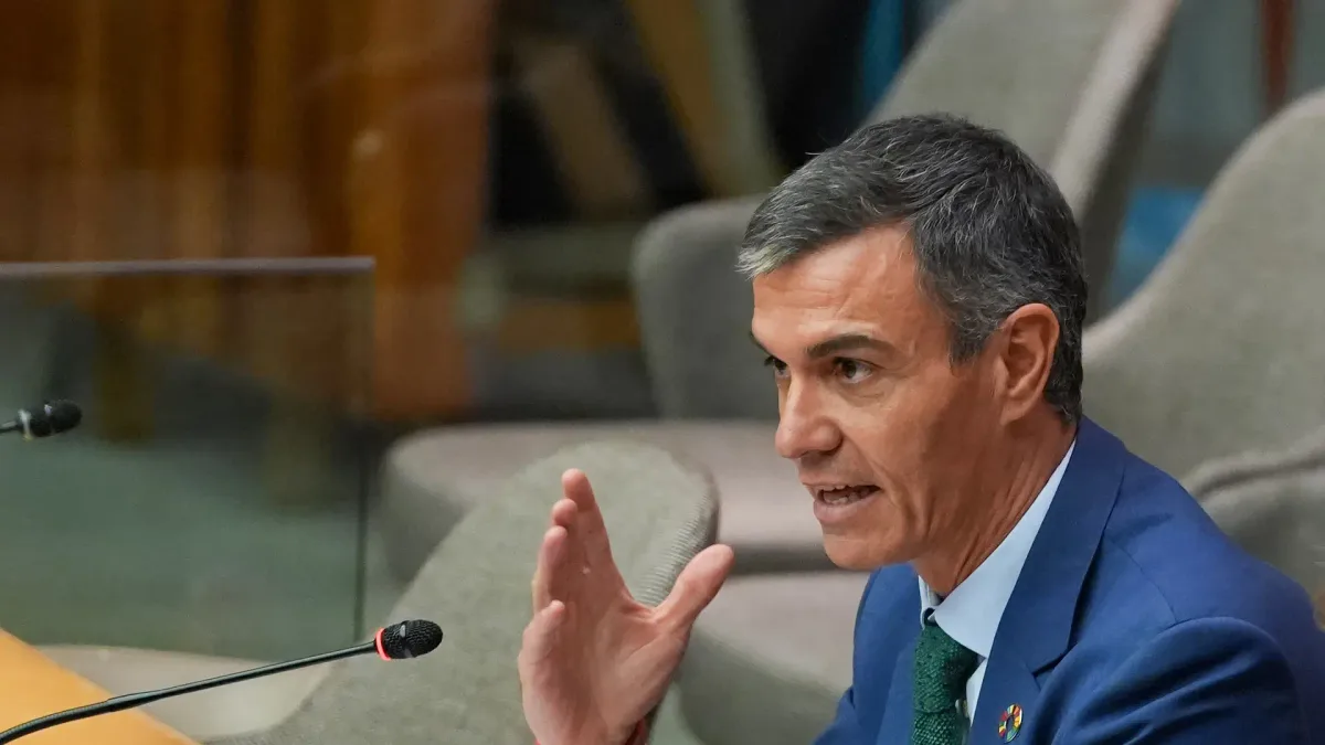 Sánchez no descarta aprobar ya el decreto de vivienda tras el desahucio de Maricarmen y pide "responsabilidad" a los grupos
