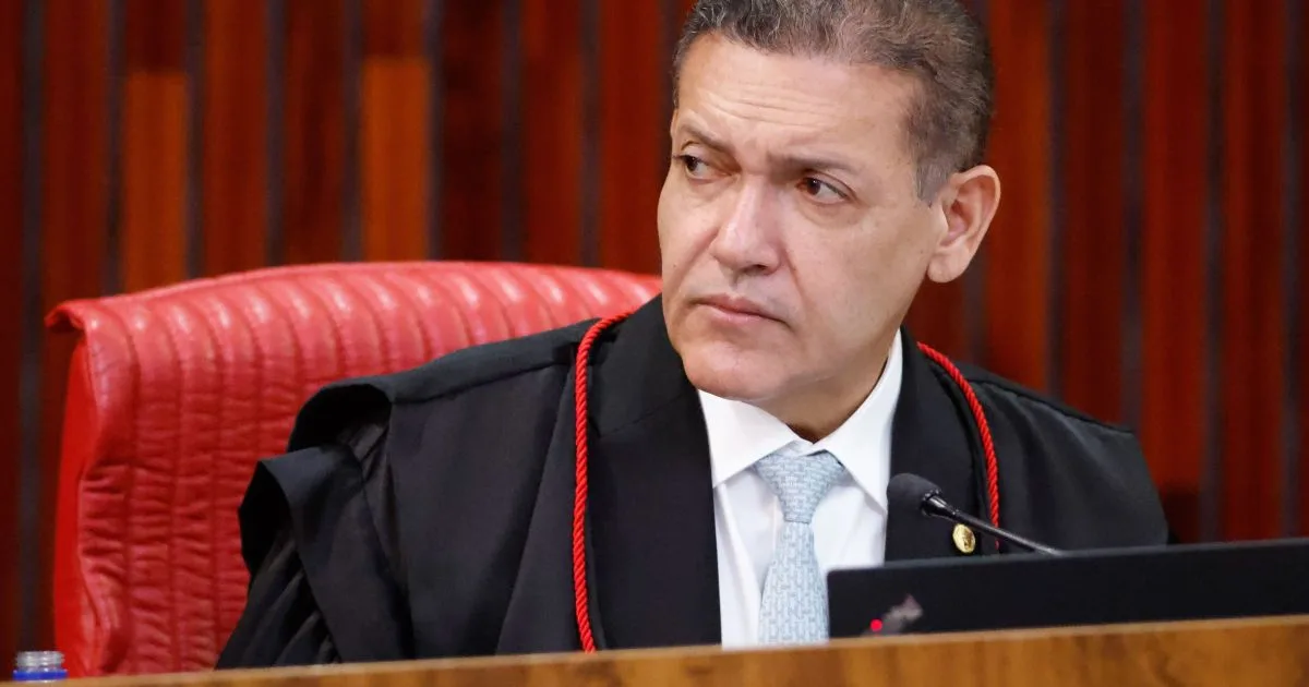 Após determinação de Nunes Marques, canal “Exército do Lula” volta ao ar