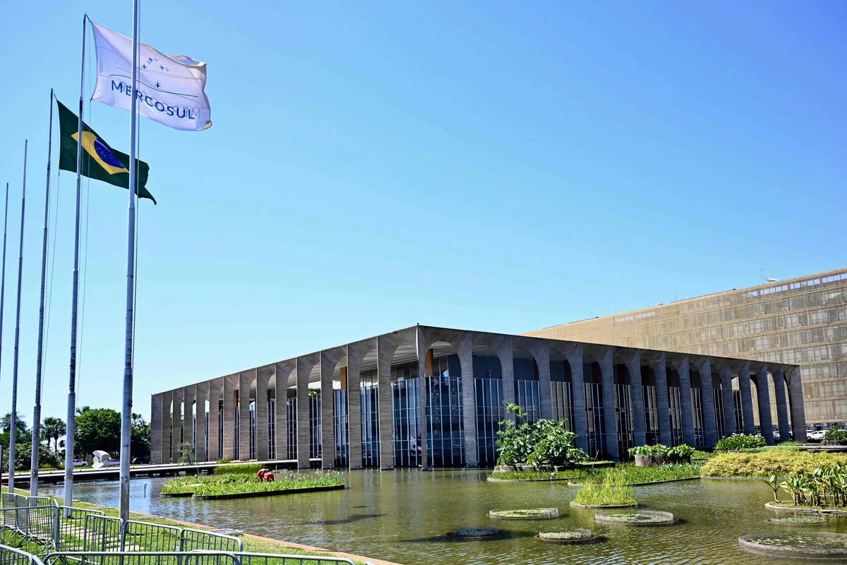 Veja o que os candidatos à Presidência pensam sobre EUA, China, Brics e outros temas de política externa