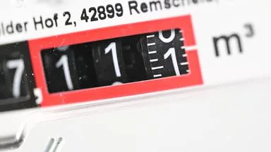 Gasspeicher nur halb voll: Wird Heizen im Winter teurer?