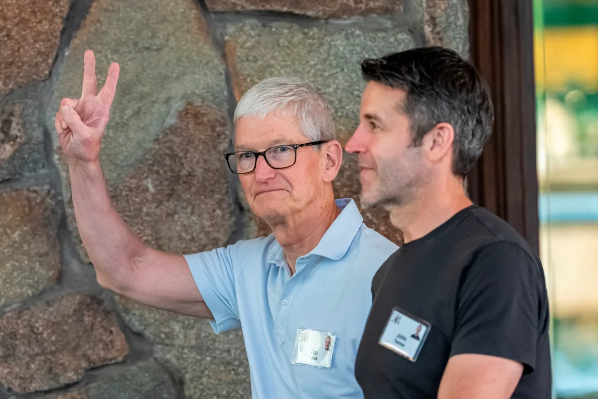 Apple cierra la era Cook, el sucesor de Jobs que multiplicó por 13 el valor de la compañía