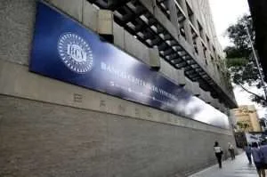 BCV oficializó ajuste en tarifas para pago móvil, cajeros y divisas en el país