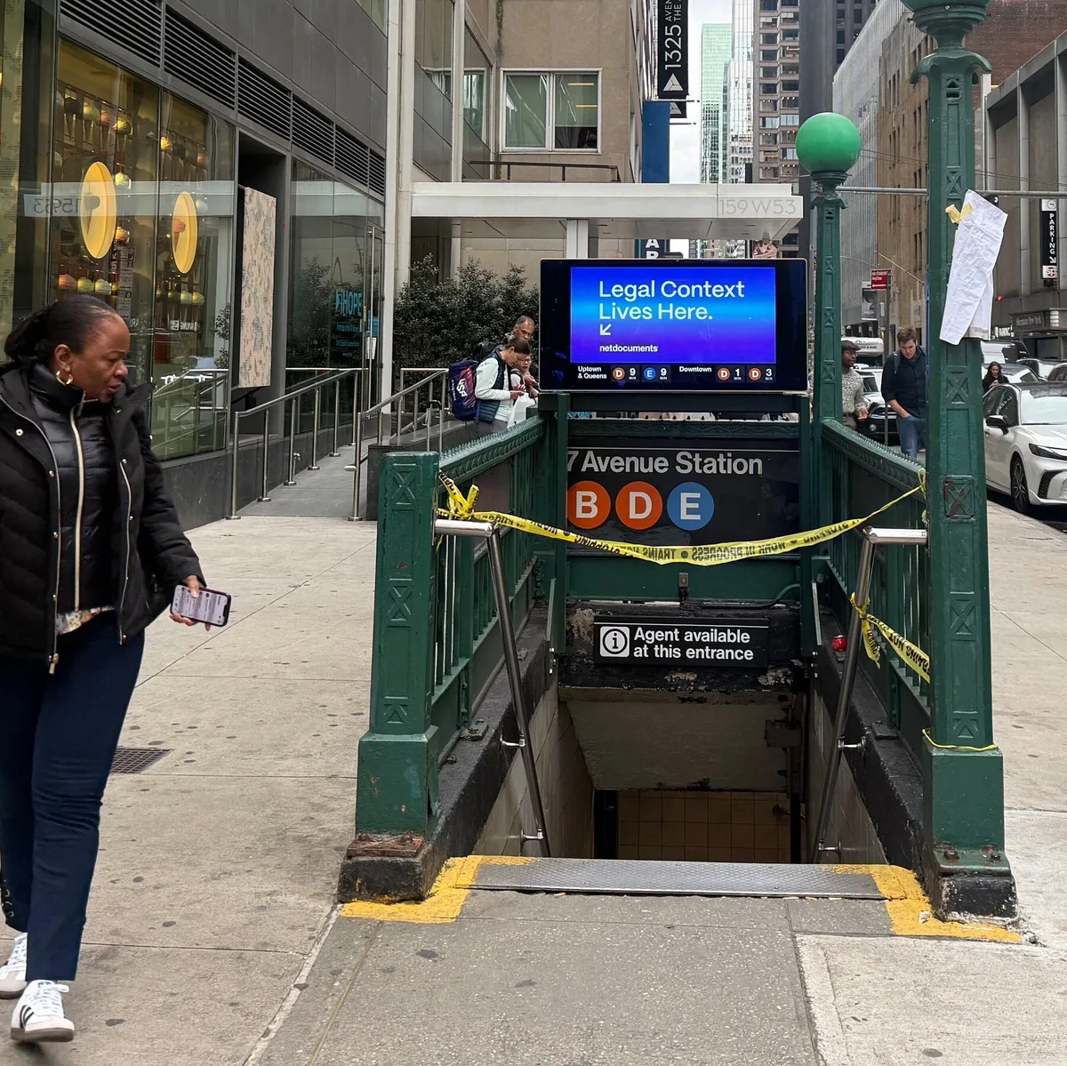 NYC Subway Shooting in Midtown Leaves Man Dead