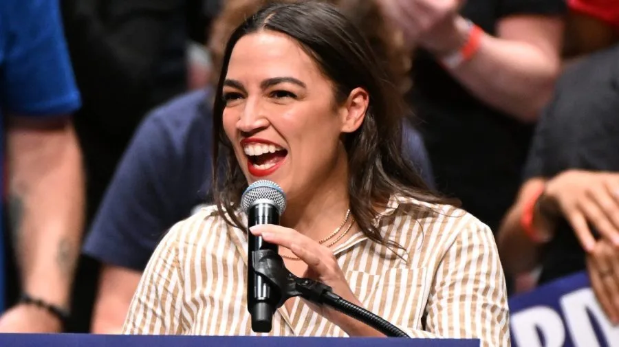 Ocasio-Cortez: 'Pretty funny' some people are freaking out about decision to freeze eggs