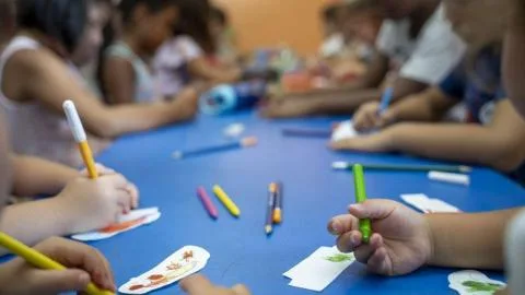 El 26,6% de los hogares andaluces recurrirÃ¡ a crÃ©ditos y tarjetas para financiar una vuelta al cole un 3,2% mÃ¡s cara