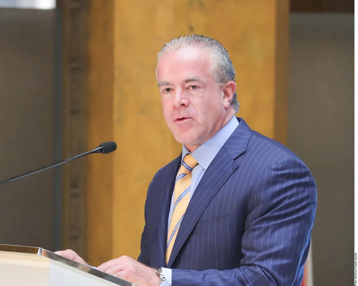 Ordenan la aprehensión de Raúl Rocha Cantú por lavado de 3 mil mdp