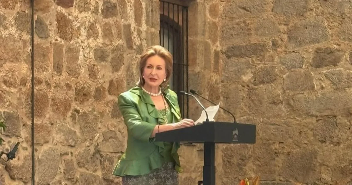 María Trinidad Herrero, médica experta en envejecimiento: "Hay mujeres que están mal tratadas porque se usan fármacos evaluados en hombres jóvenes y blancos"