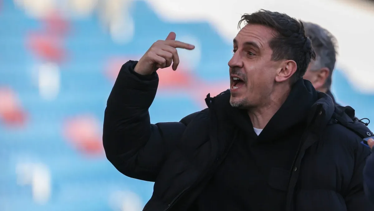 Neville: ‘Ele é a melhor contratação do Manchester United pós-Ferguson’