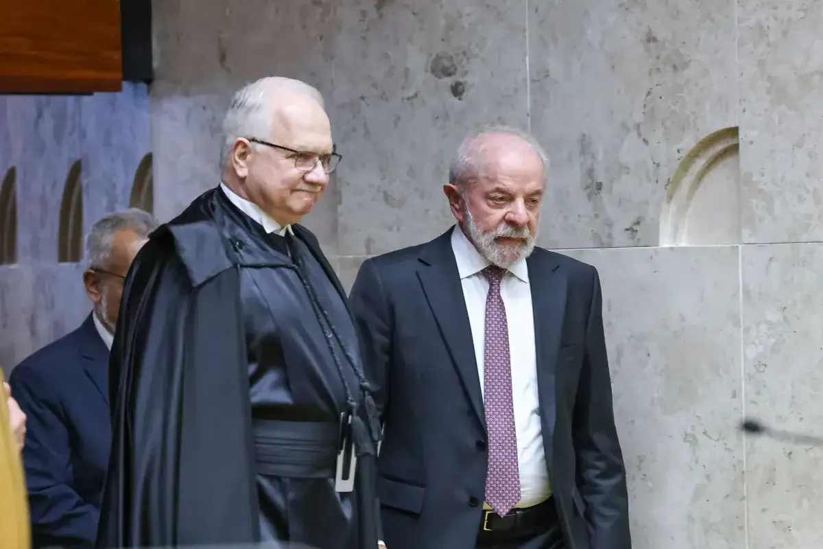 Lula conversou com ministros do STF sobre caso Moraes