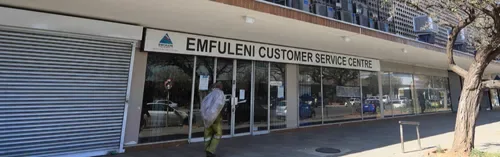 Bail to handcuffs: Woman re-arrested outside court in R9.9m electricity case