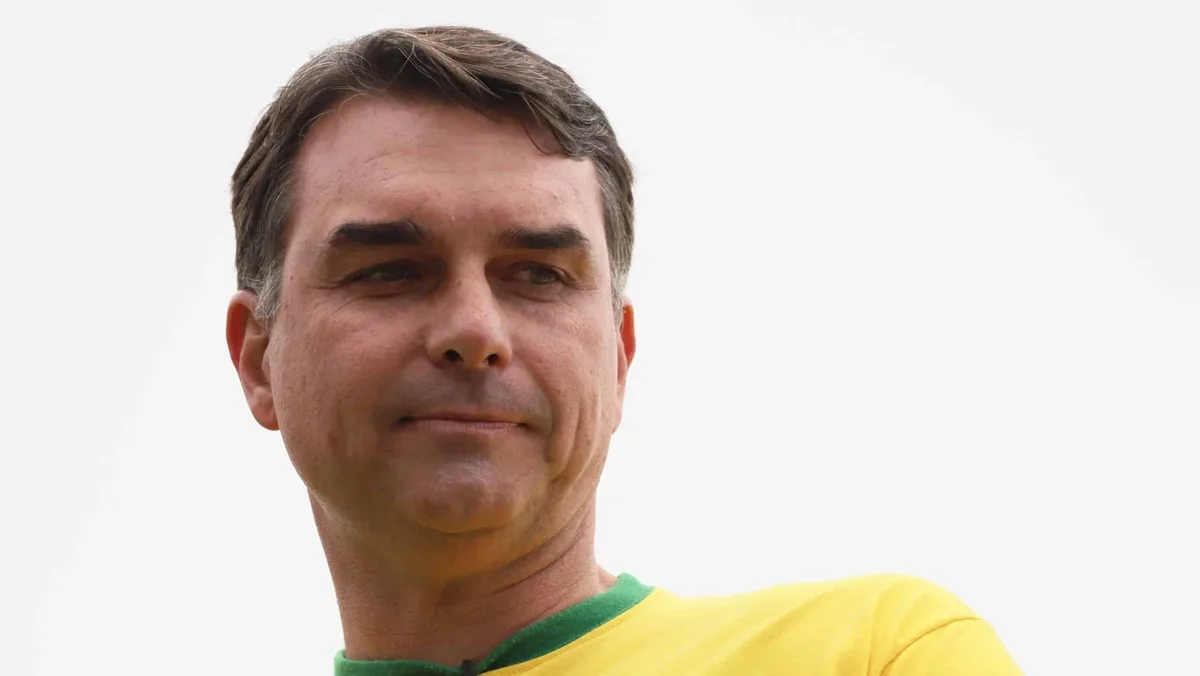 Vingança de Gonet? PGR assina delação de ex-dono da Reag que pode implicar Flávio Bolsonaro