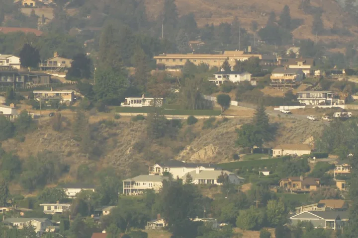 About 150 structures damaged, destroyed by Bald Range wildfire, regional district says