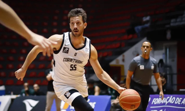 Corinthians vence Regatas Corrientes na Liga Sul-Americana de Basquete e torce por resultado