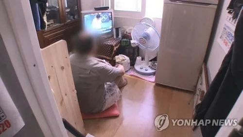 "기초연금, '노인 70% 지급'서 '최저소득보장' 방식으로 바꿔야"