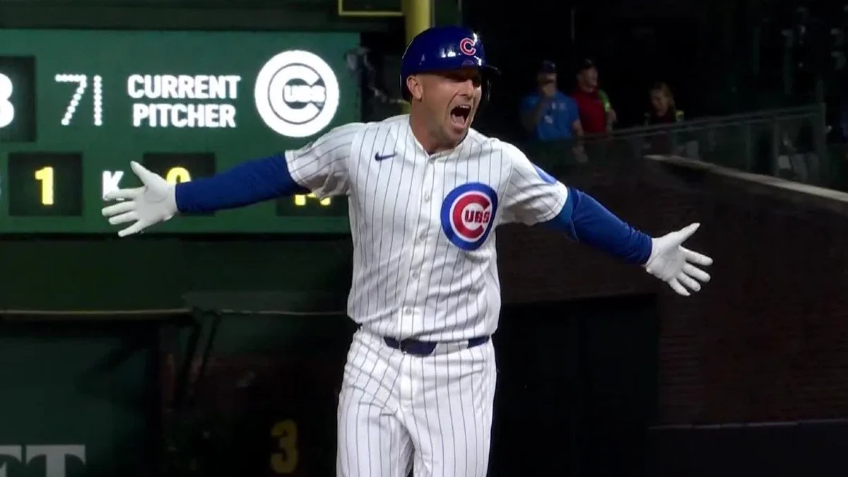 Bregman pokes single up the middle to notch Cubs’ second straight walk-off