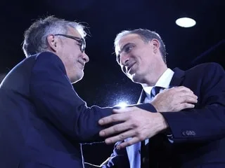 Victoire de Raphaël Glucksmann à la primaire de la gauche : « Majorité très claire », déception… Les réactions à chaud